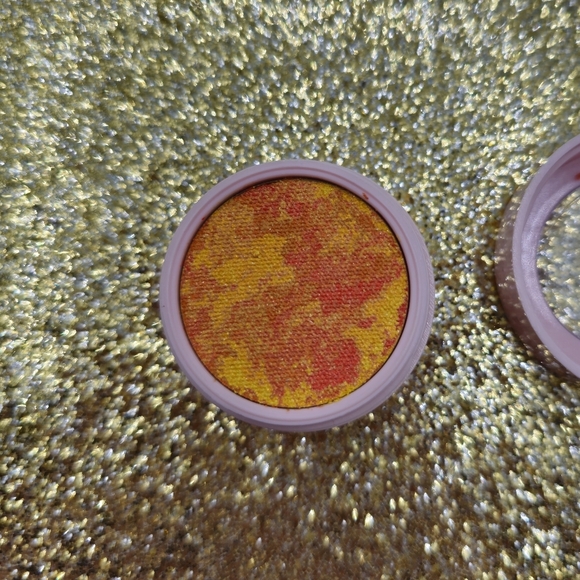 Colourpop Supernatural Super Shock Shadow - Picture 4 of 5